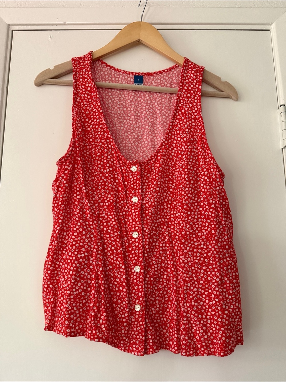 Old Navy Red Floral Button-Front Camisole Tank Top